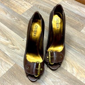 Guess heels, elegant!